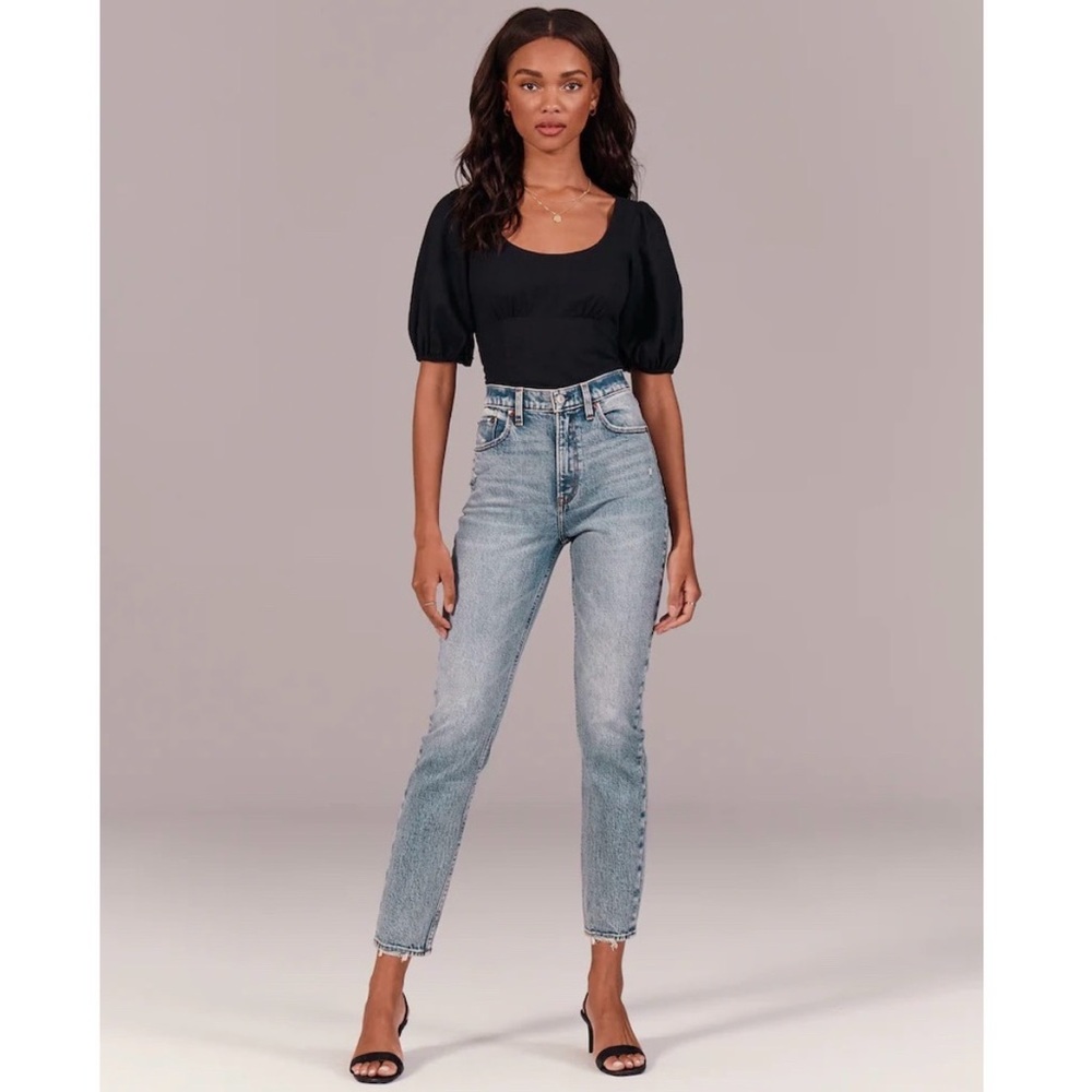 A&F Acid High Rise Mom Jeans - Picture 2 of 15